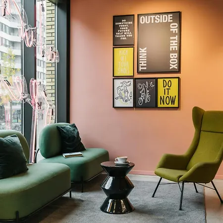 The Social Hub Eindhoven Extended Stay-3